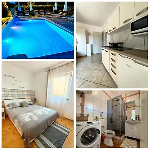  Appartamento Lea With Pool